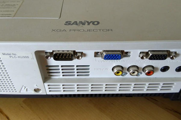 دیتا پروژکتور استوک سانیو Sanyo PLC-XU300